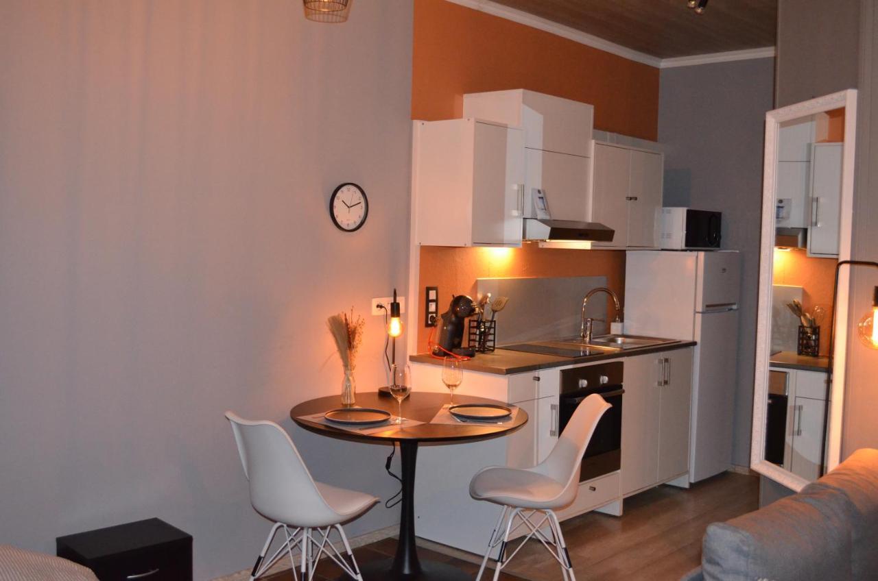 Chez Henri