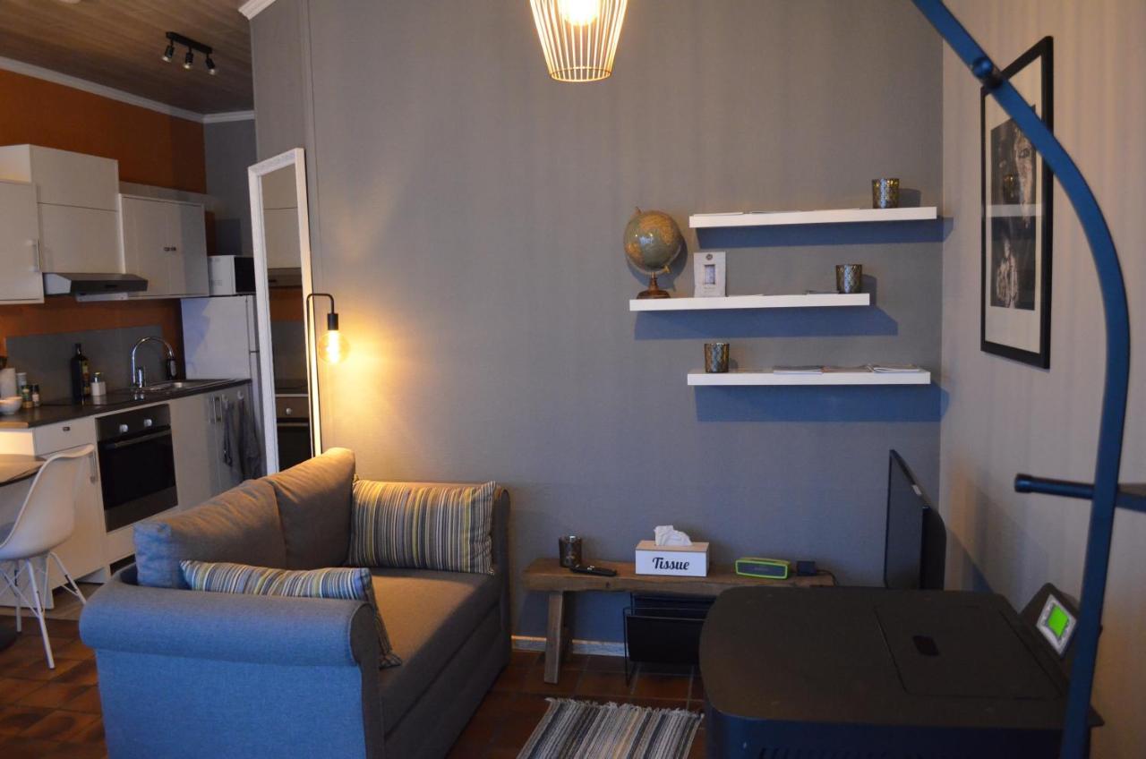 Chez Henri Apartment